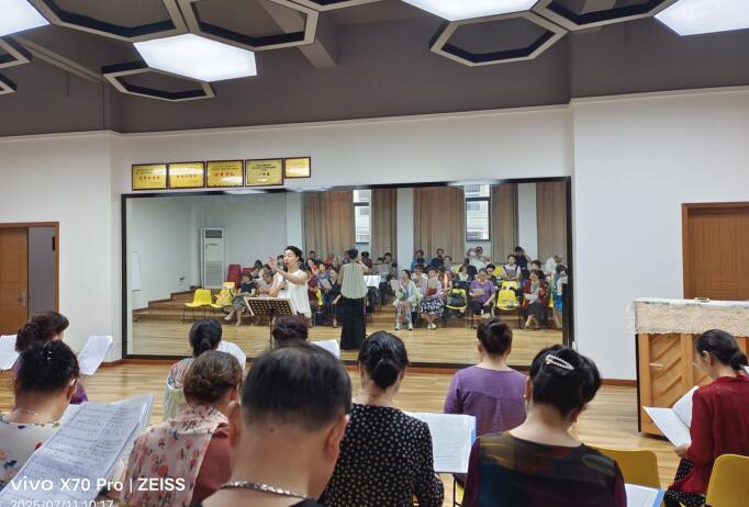 市群艺馆暑期合唱公益培训班圆满结束